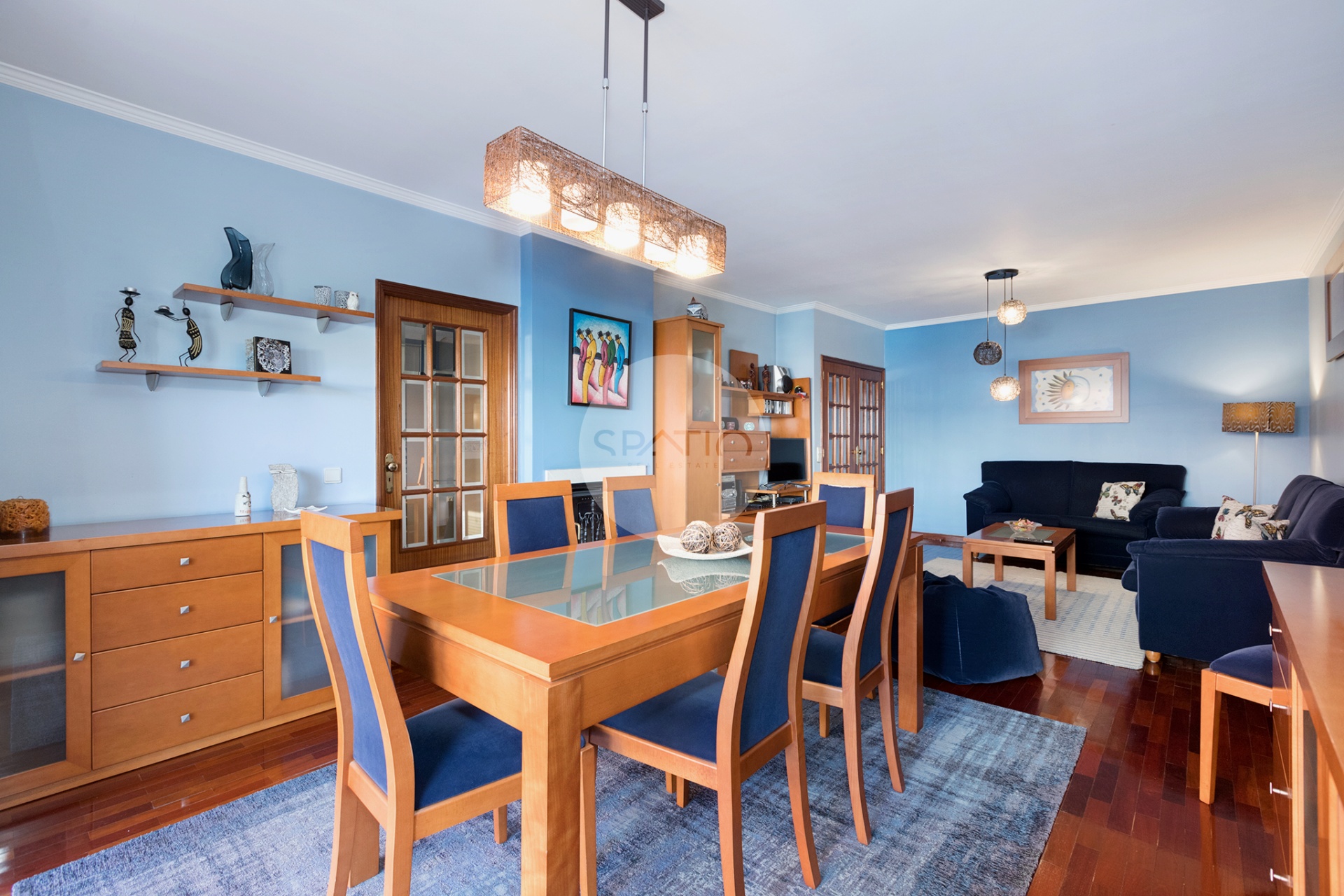 Apartamento T2 com garagem * Caulinos