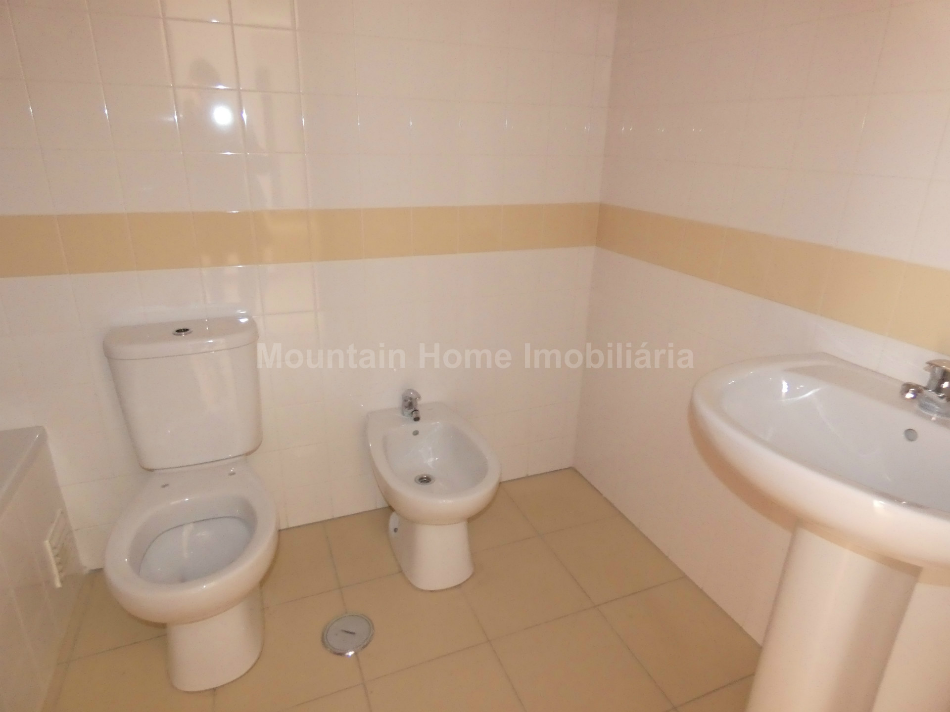 Wohnung 4 Schlafzimmer