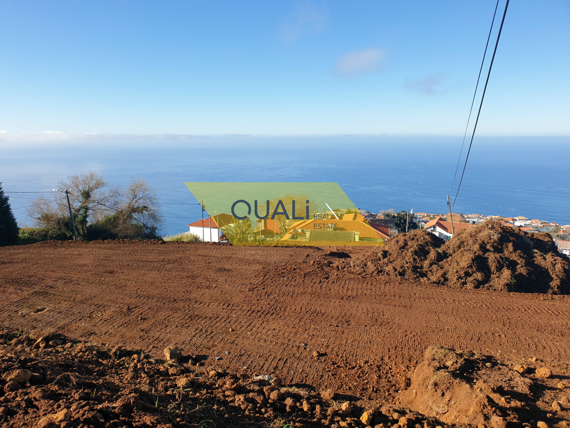 Terreno com excelente vista sobre o mar - Calheta - Ilha da Madeira - € 100.000,00