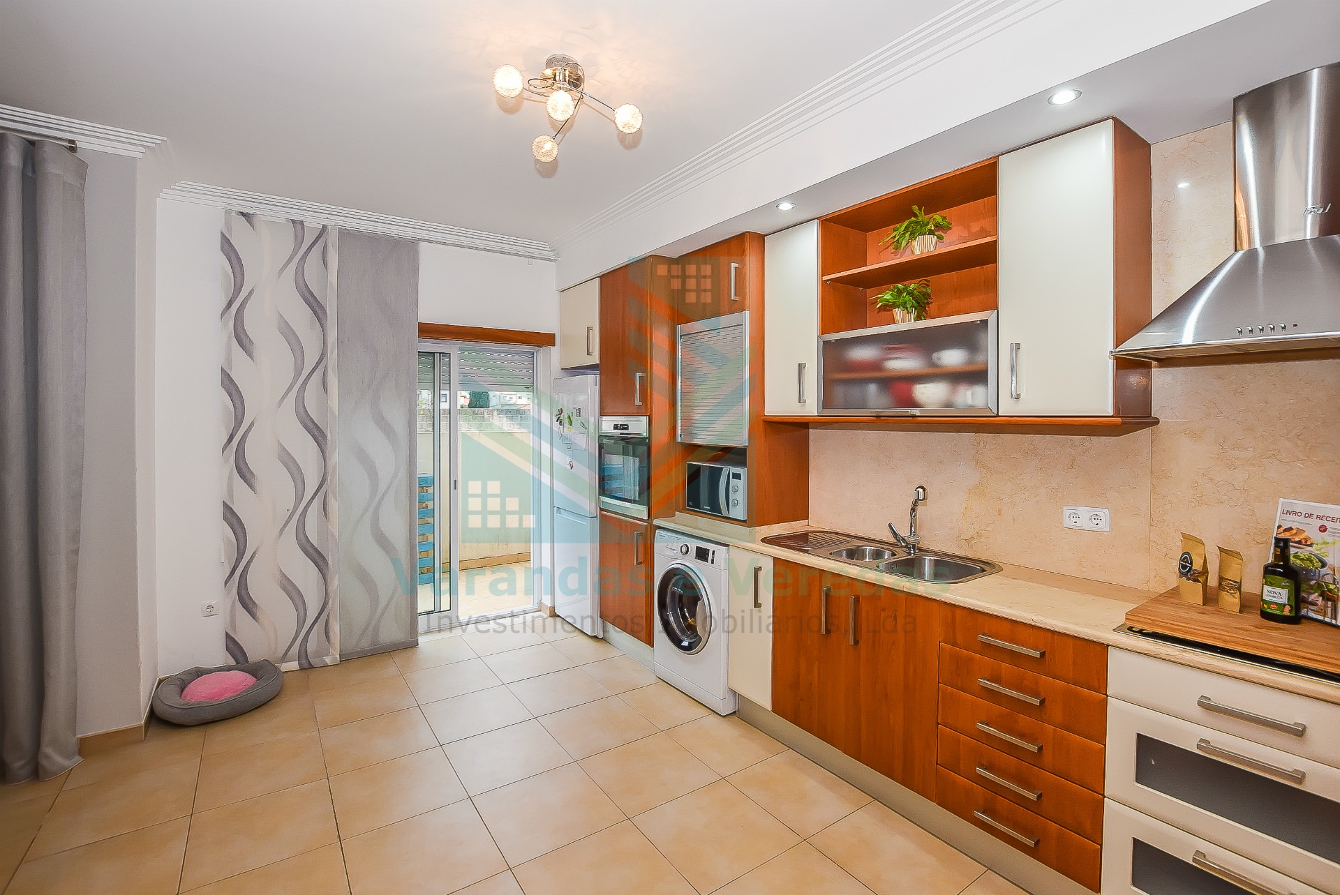 2 间卧室的公寓在门控社区在恩特龙卡门托