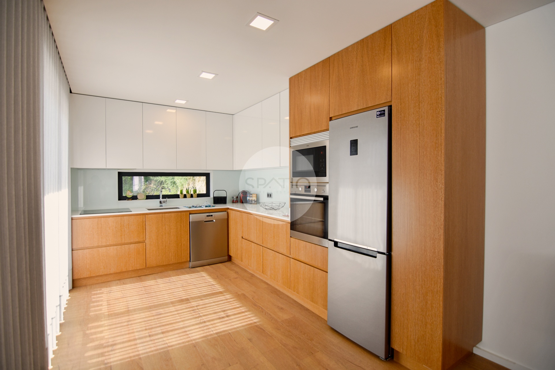 Moradia T2  NOVA - Caniçada * Gerês