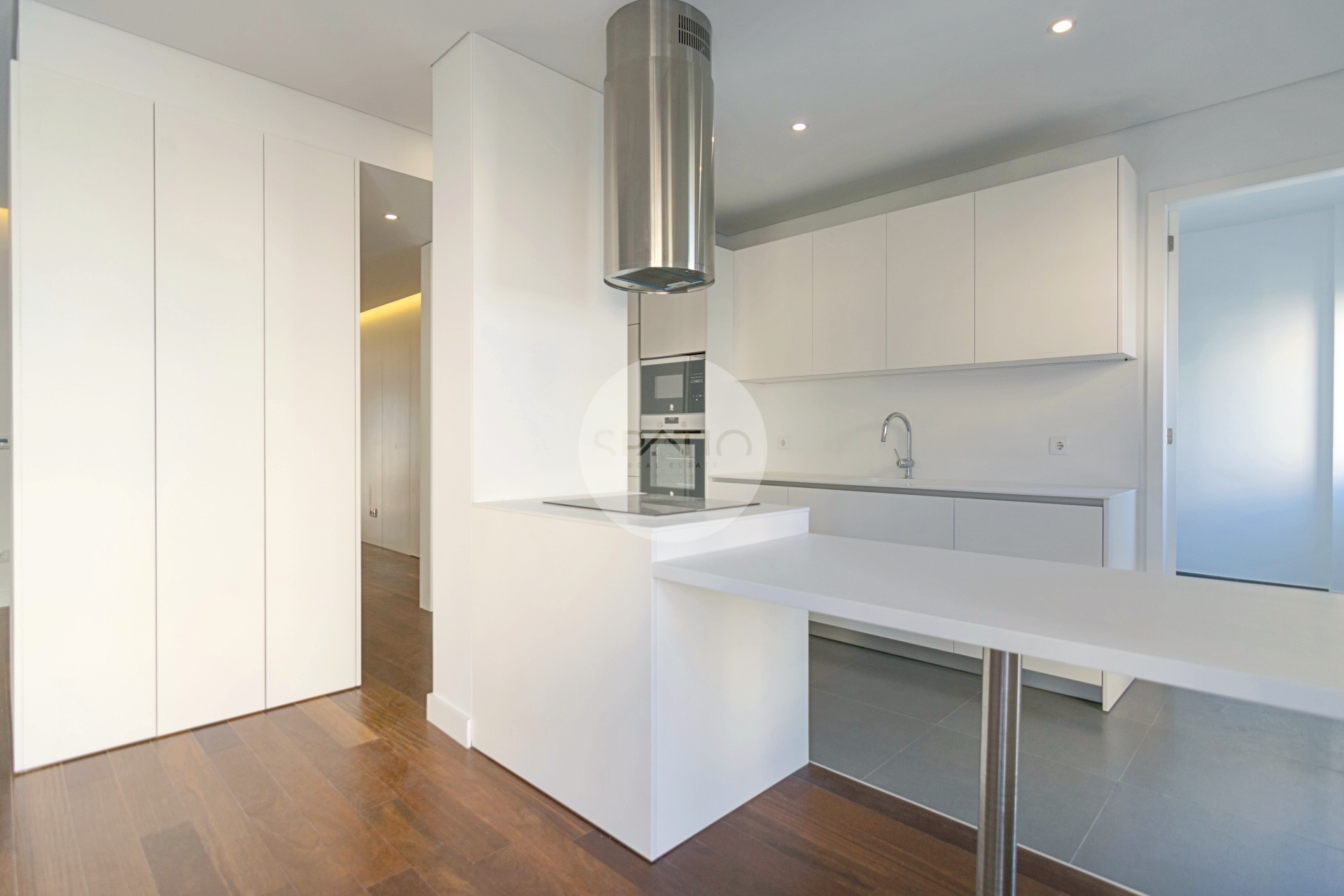 Apartamento T4 Novo * Rotunda da Boavista