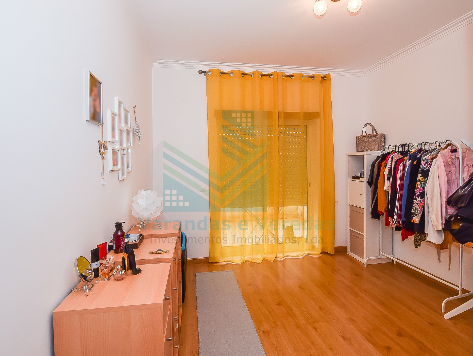 2 间卧室的公寓在门控社区在恩特龙卡门托