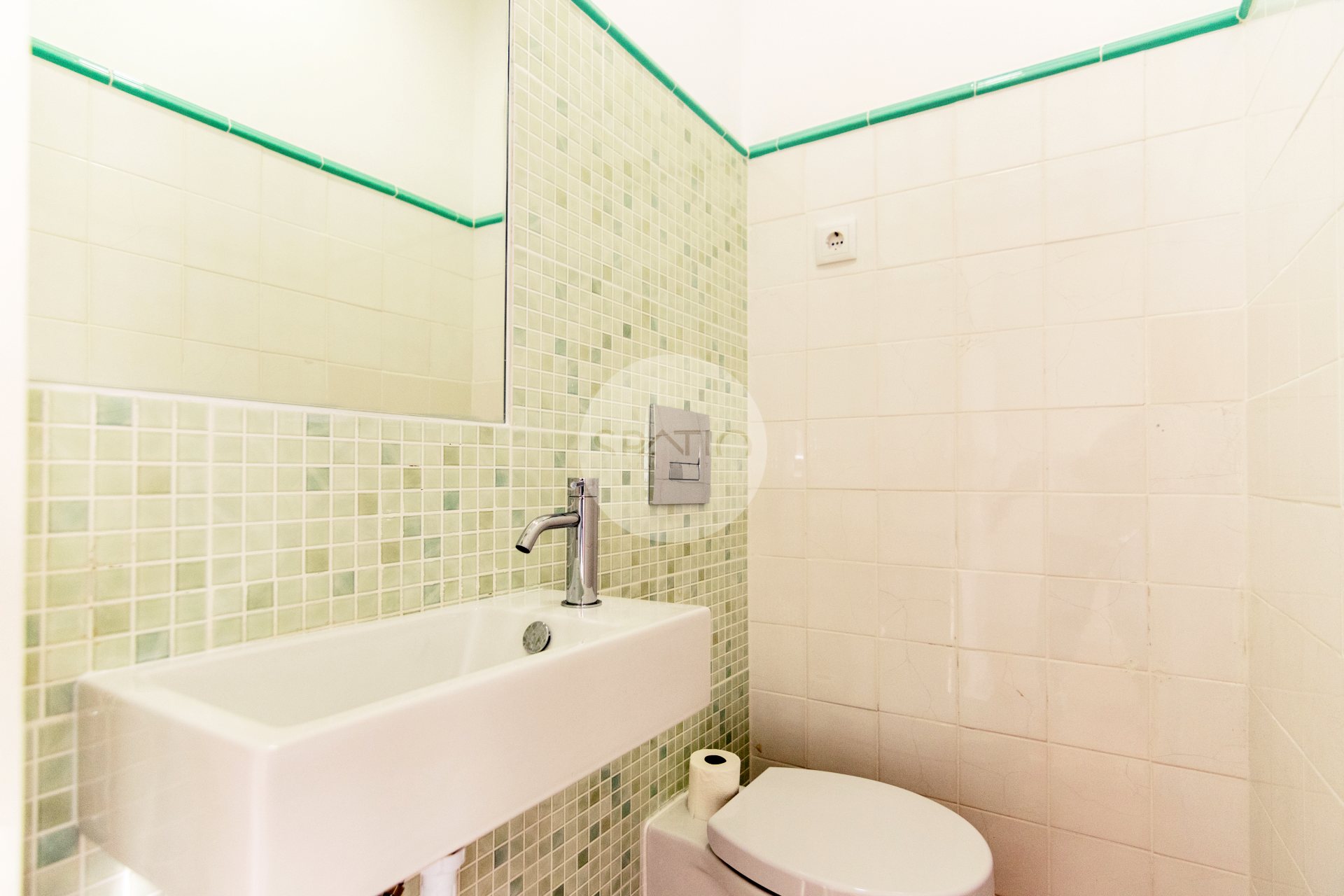 Apartamento T2 C/ Garagem Box * Devesas * V.N.Gaia