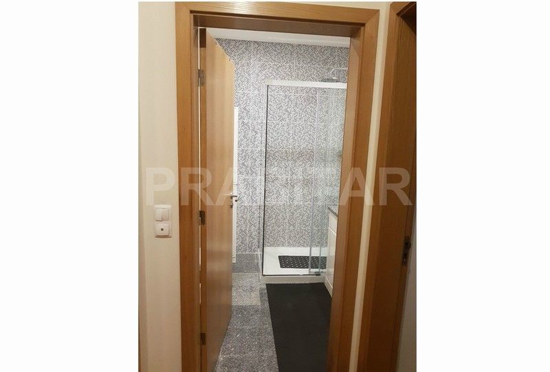 Apartamento T3 com Garagem na Urbanização Panorâma