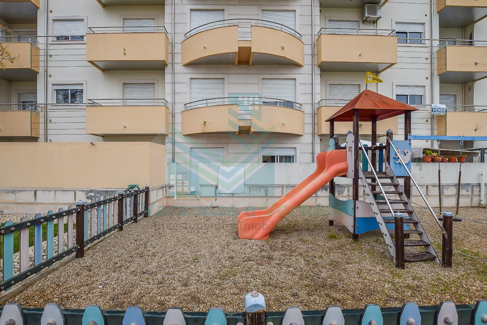 2 间卧室的公寓在门控社区在恩特龙卡门托