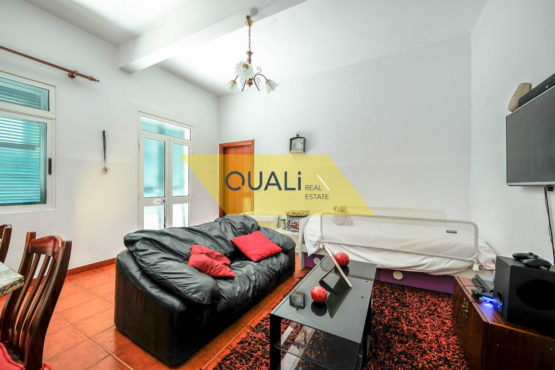 moradia t3 em ponta do sol a beira de estrada pronta habitar € 96.000