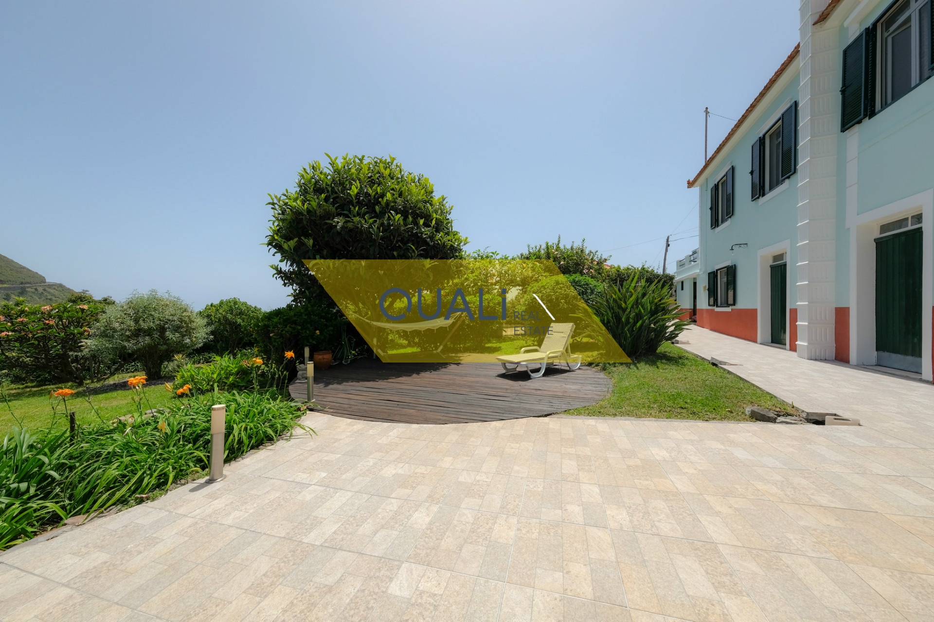 Detached house with 2 + 2 bedrooms - Calheta - Madeira Island- € 330.000,00