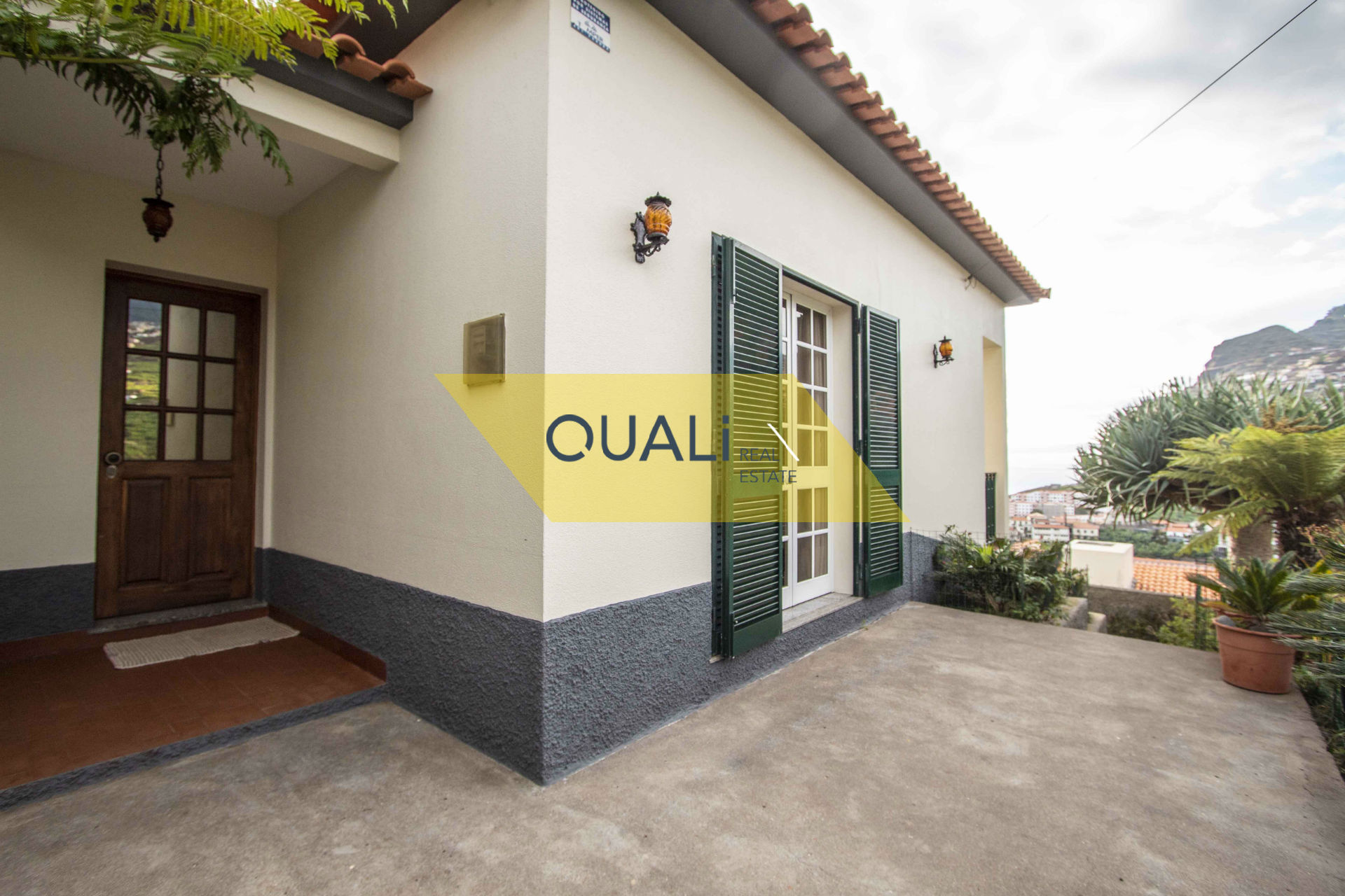 Moradia V3 Térrea, localizada em Câmara de Lobos - €250.000,00