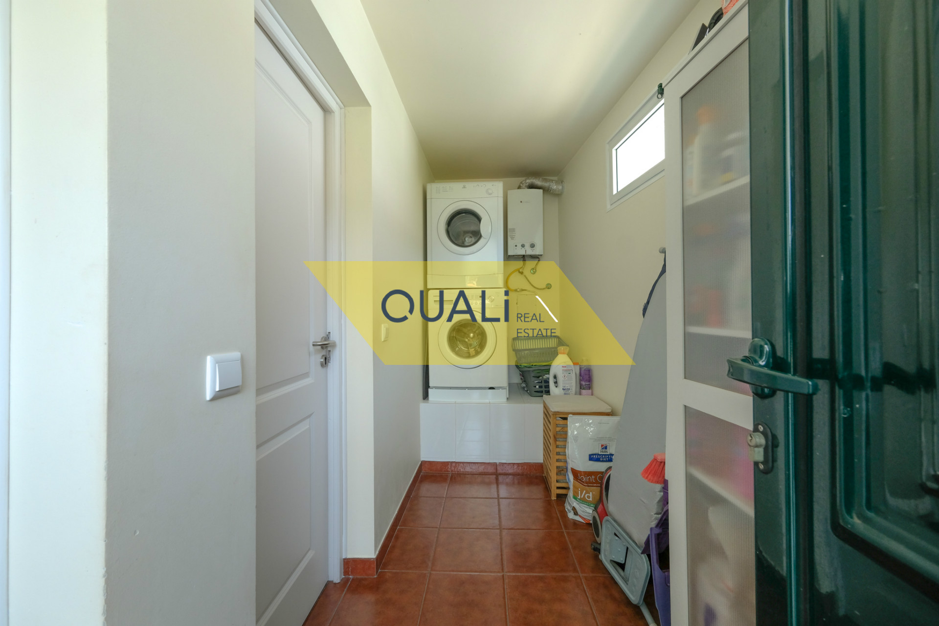 Detached house with 2 + 2 bedrooms - Calheta - Madeira Island- € 330.000,00