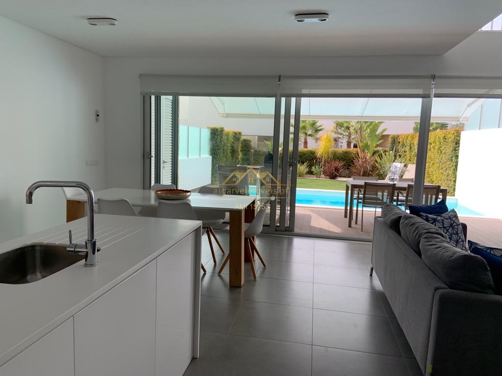 Vivienda duplex de 3 habitaciones