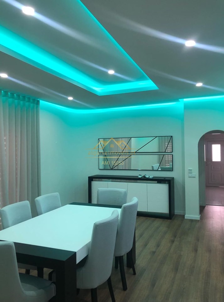 Excellent 4 bedroom villa in Albufeira