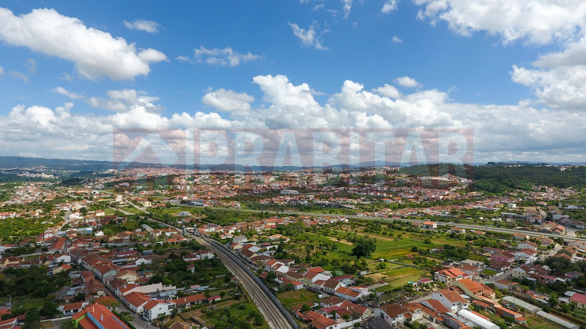 Lote de Terreno em Casais do Campo