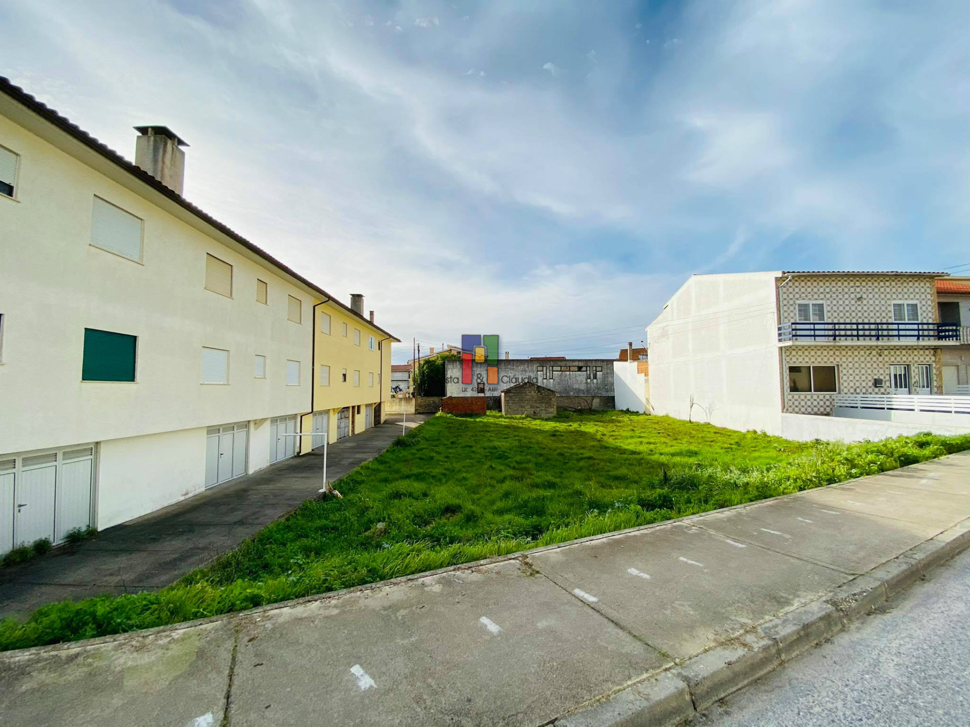 Real Estate building