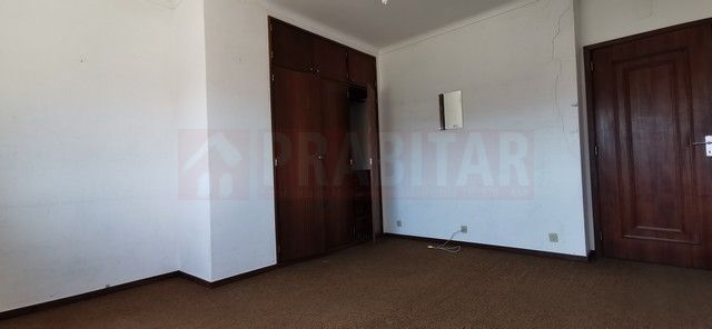 Wohnung 5 Schlafzimmer