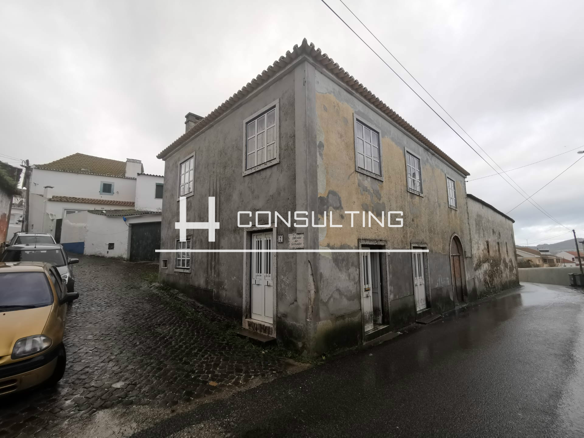 Moradia para Restaurar T4