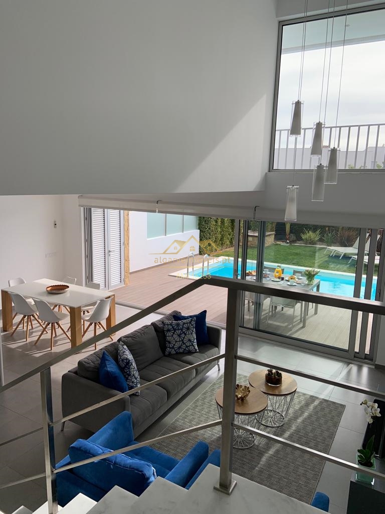 Vivienda duplex de 3 habitaciones