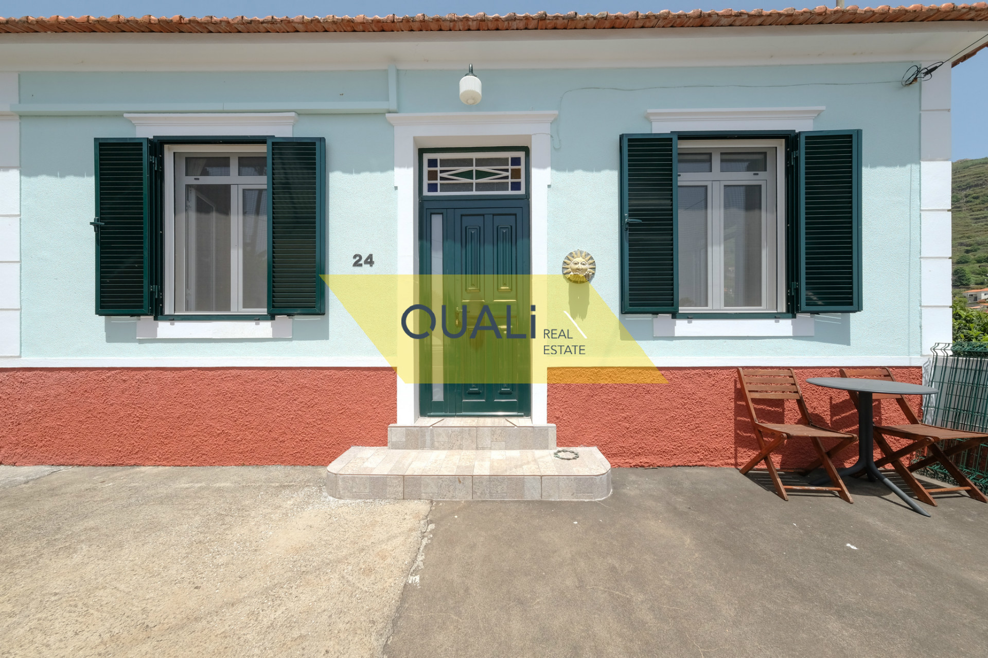 Detached house with 2 + 2 bedrooms - Calheta - Madeira Island- € 330.000,00