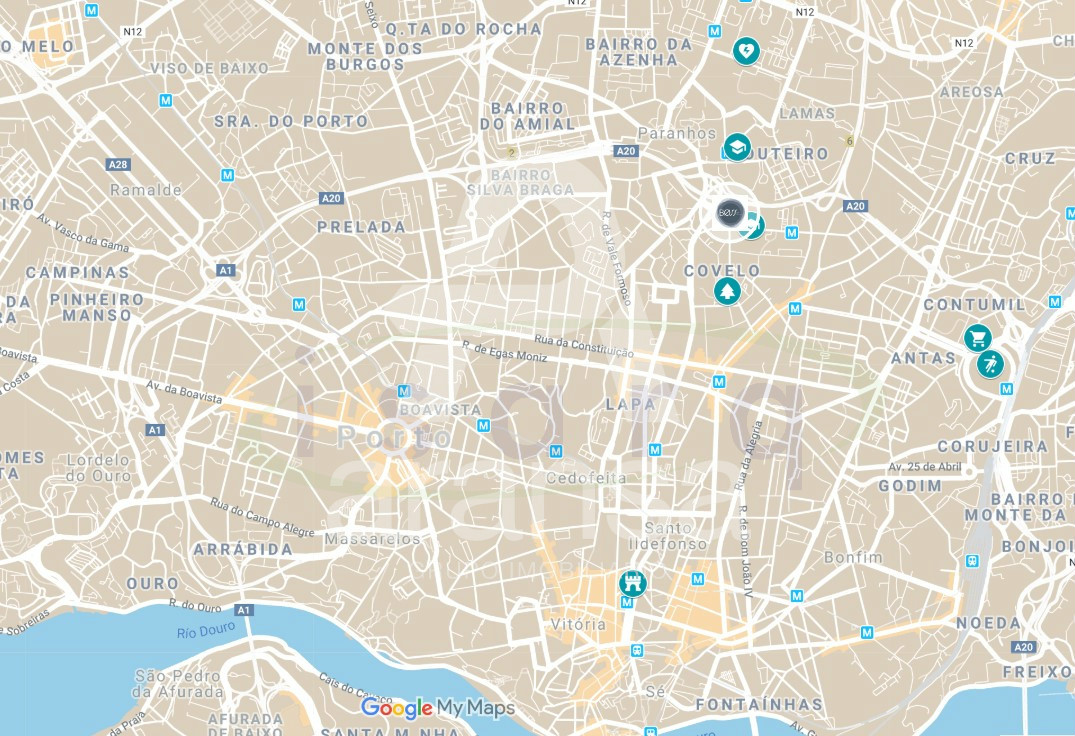 Apartamento T3 com Excelentes Varandas, NOVO! e muito bem localizado a 500m do Metro