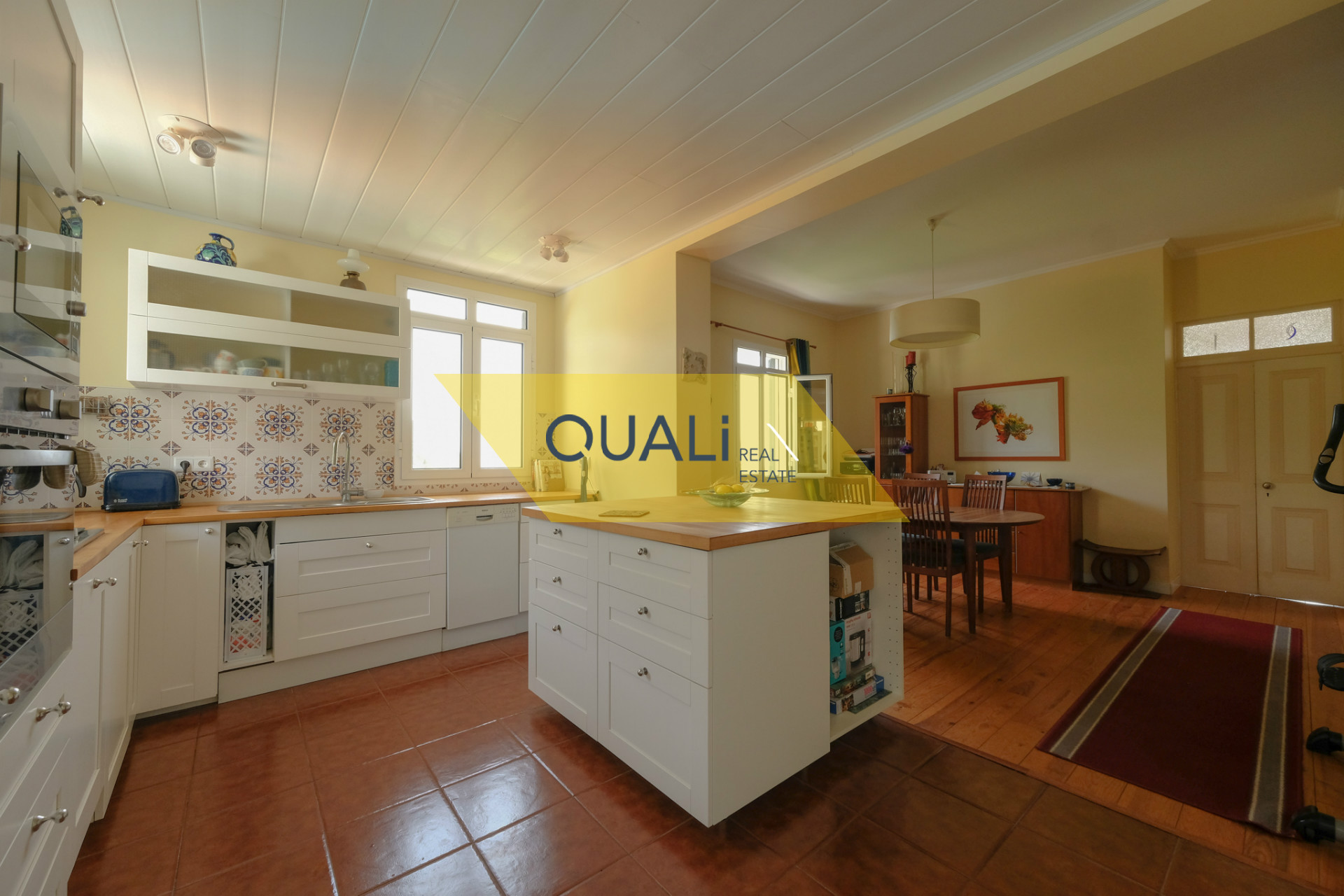 Detached house with 2 + 2 bedrooms - Calheta - Madeira Island- € 330.000,00