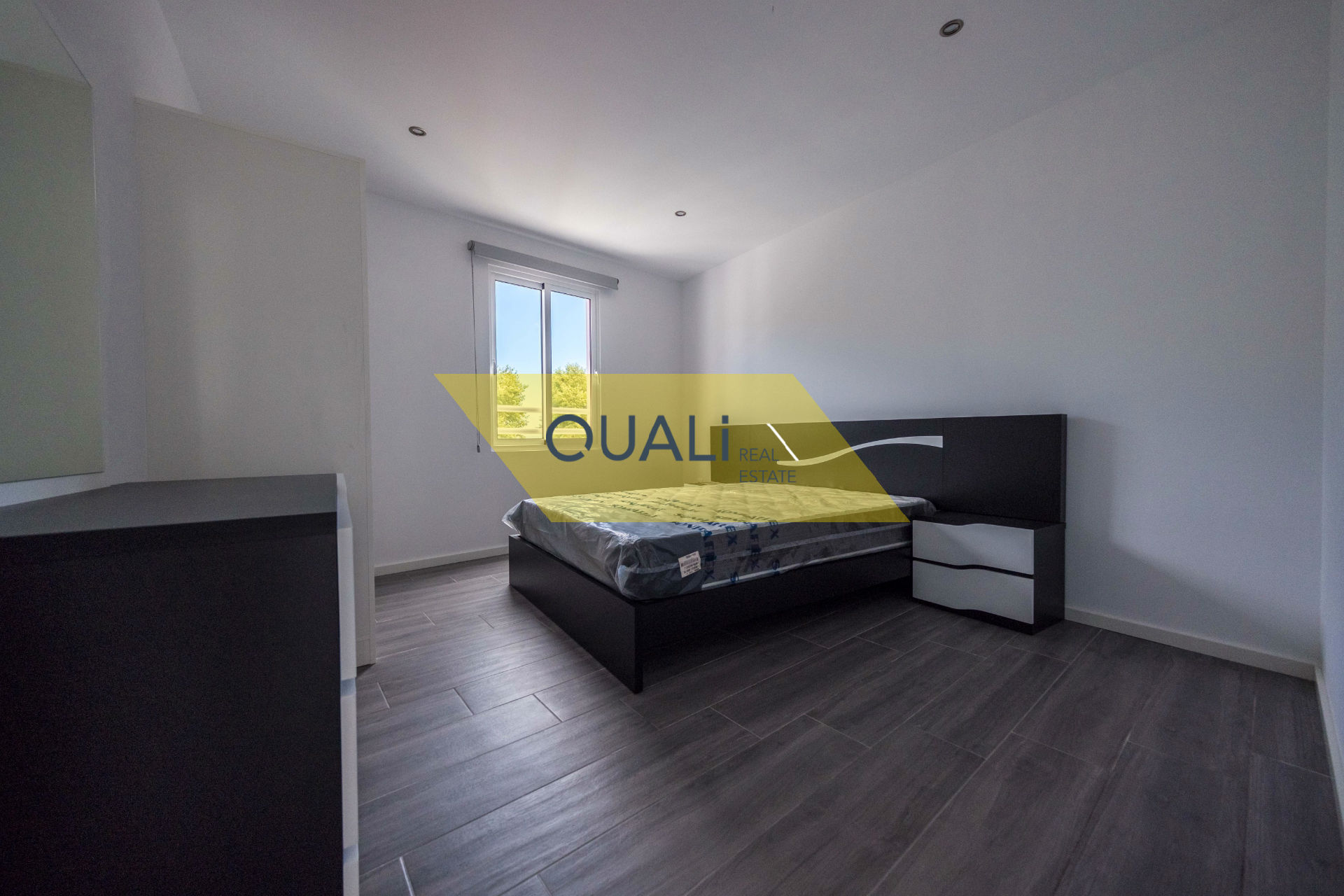 - Fantástico apartamento T1 em Machico €135.000,00