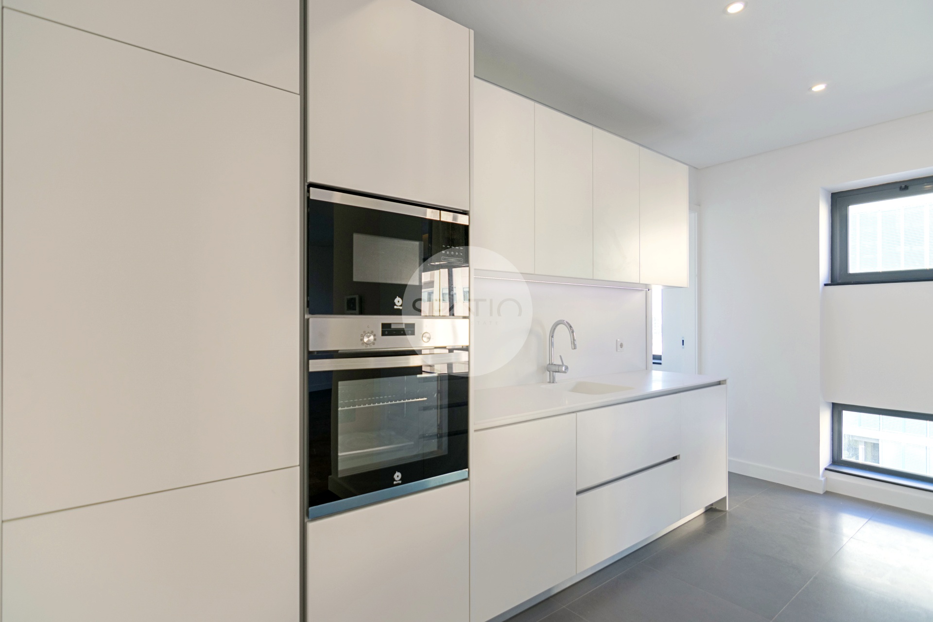 Apartamento T4 Novo * Rotunda da Boavista