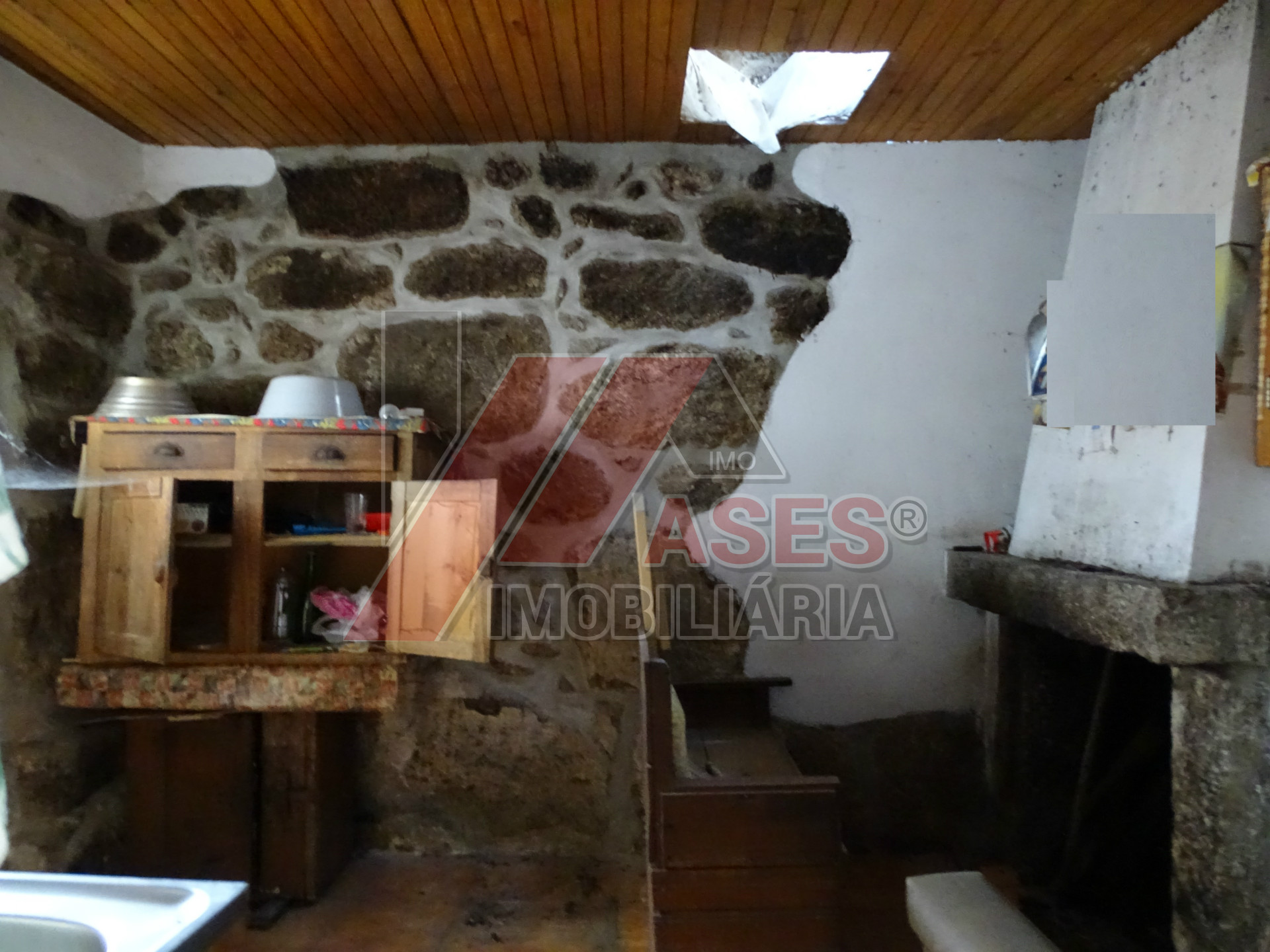 Moradia para Restaurar T2
