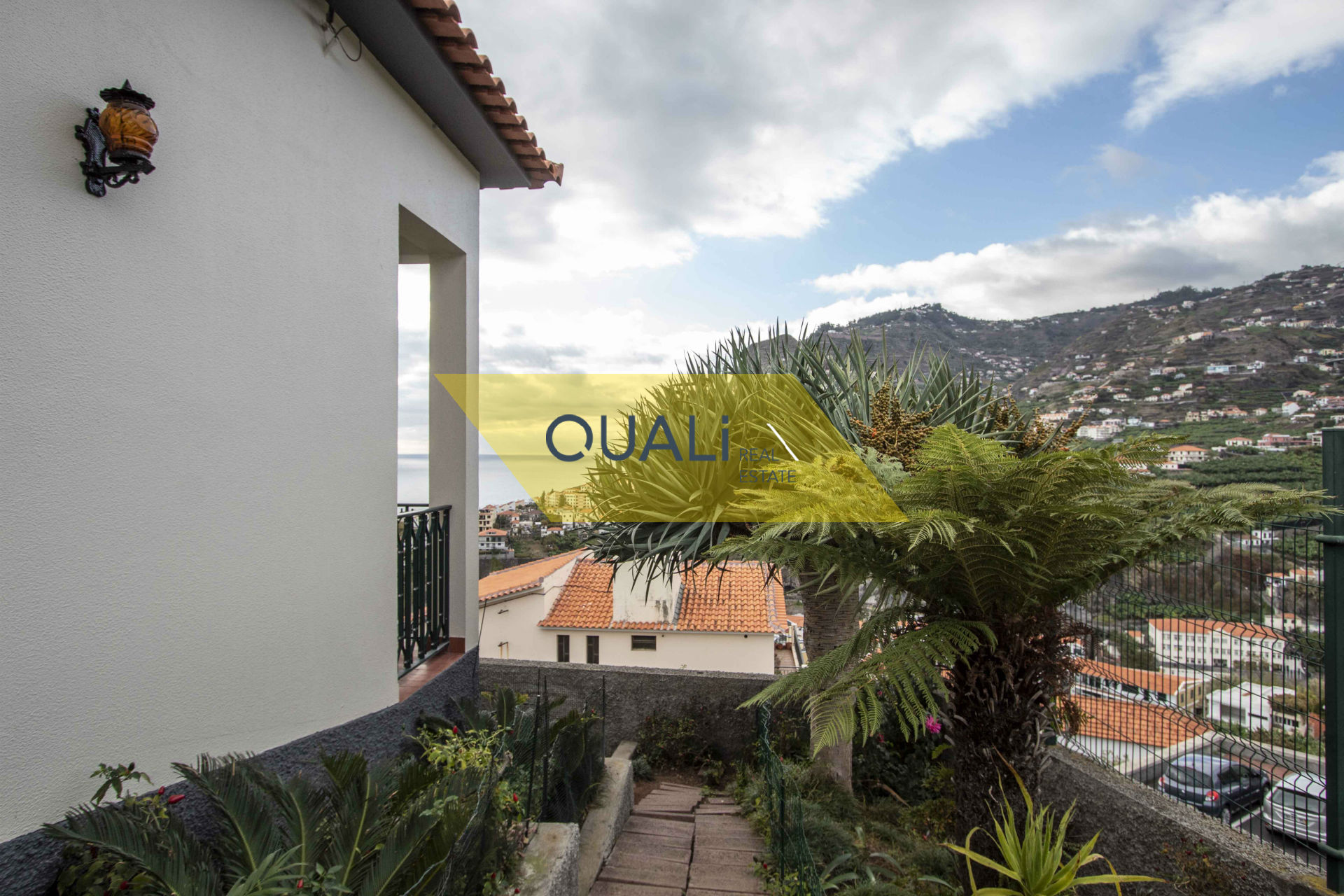 Moradia V3 Térrea, localizada em Câmara de Lobos - €250.000,00
