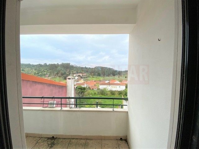  Moradia Geminada T4 em Assafarge