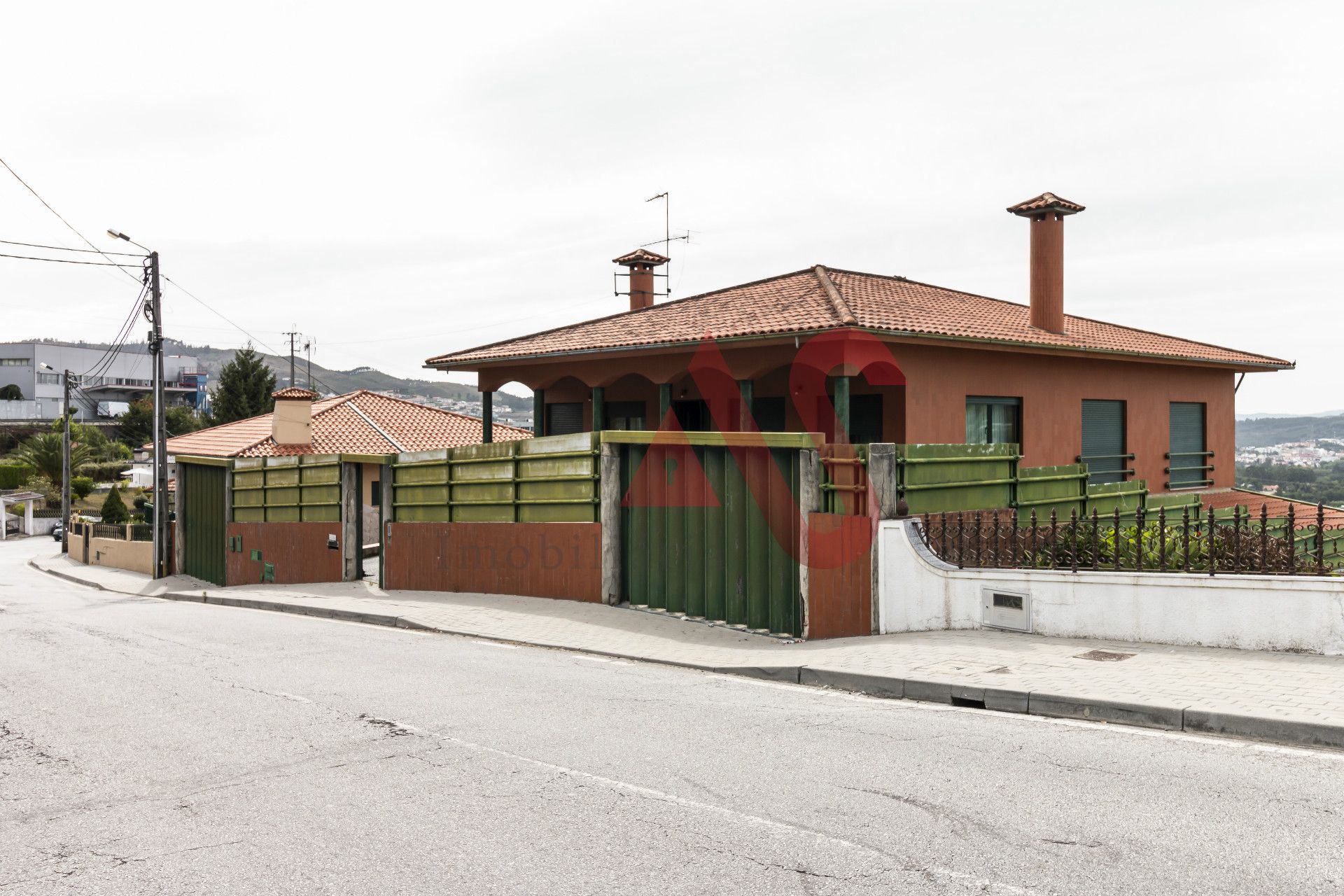 Moradia T3 com piscina em Santo Adrião, Vizela