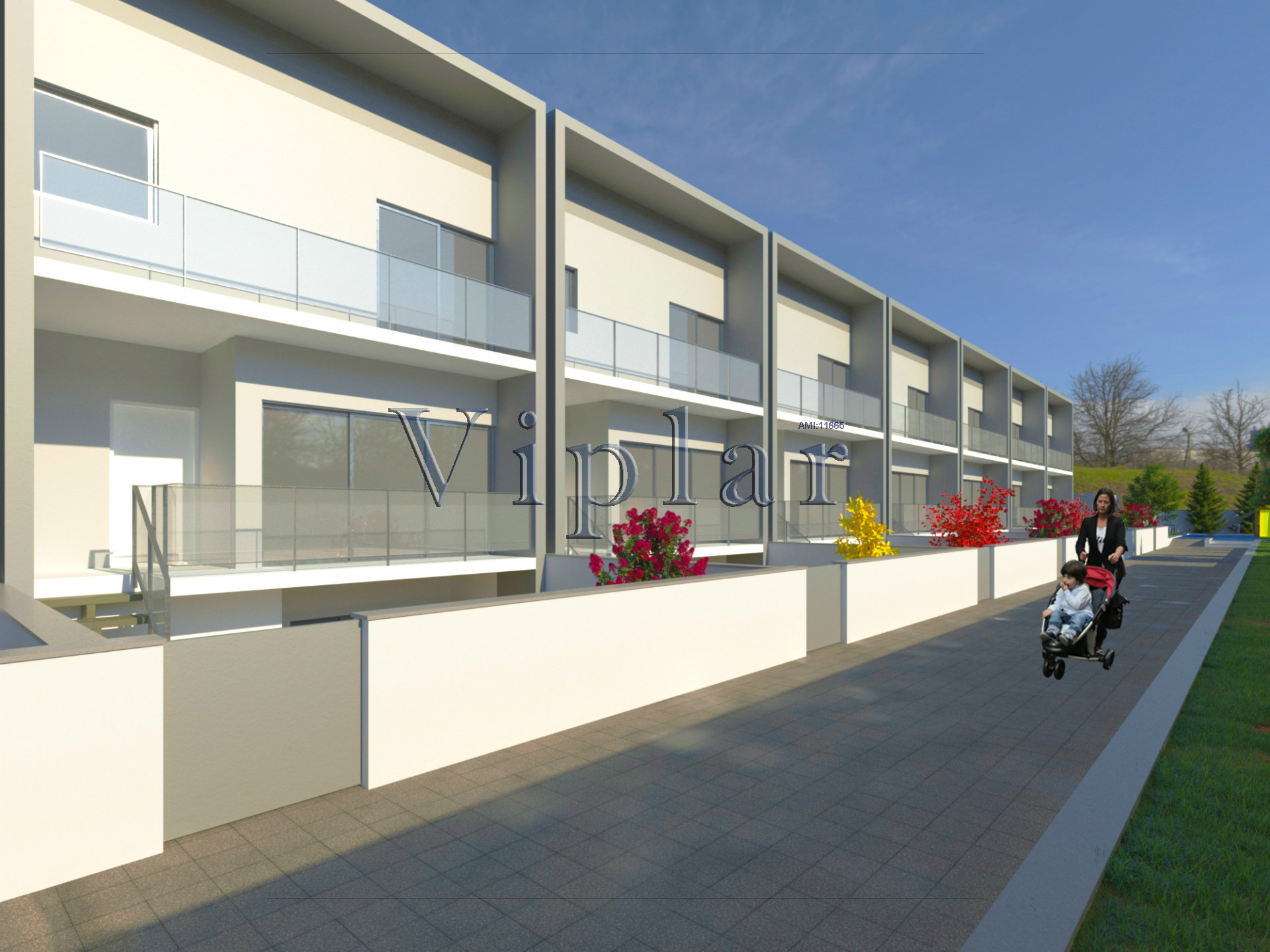 半独立式的房子 4个房间 +1