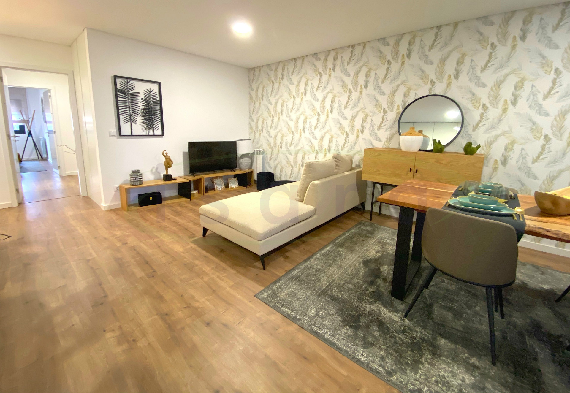 Appartement T2, Nouveau, avec terrace à 15min du Campus Universitaire de S João;