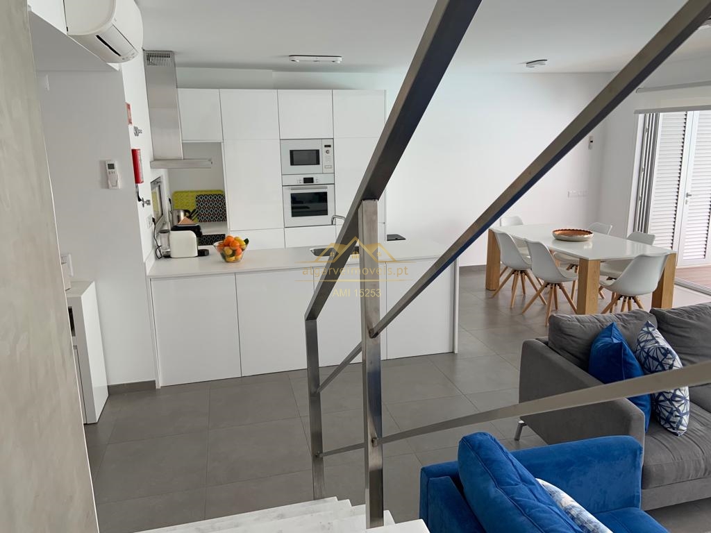 Vivienda duplex de 3 habitaciones