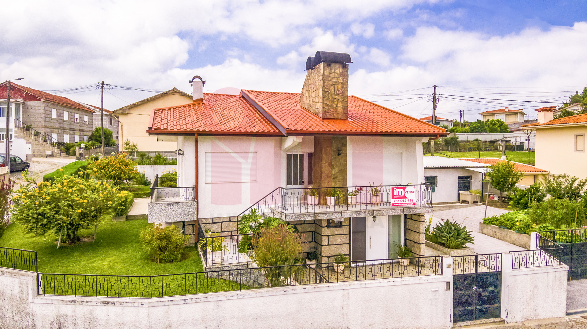 Moradia Isolada T3+2