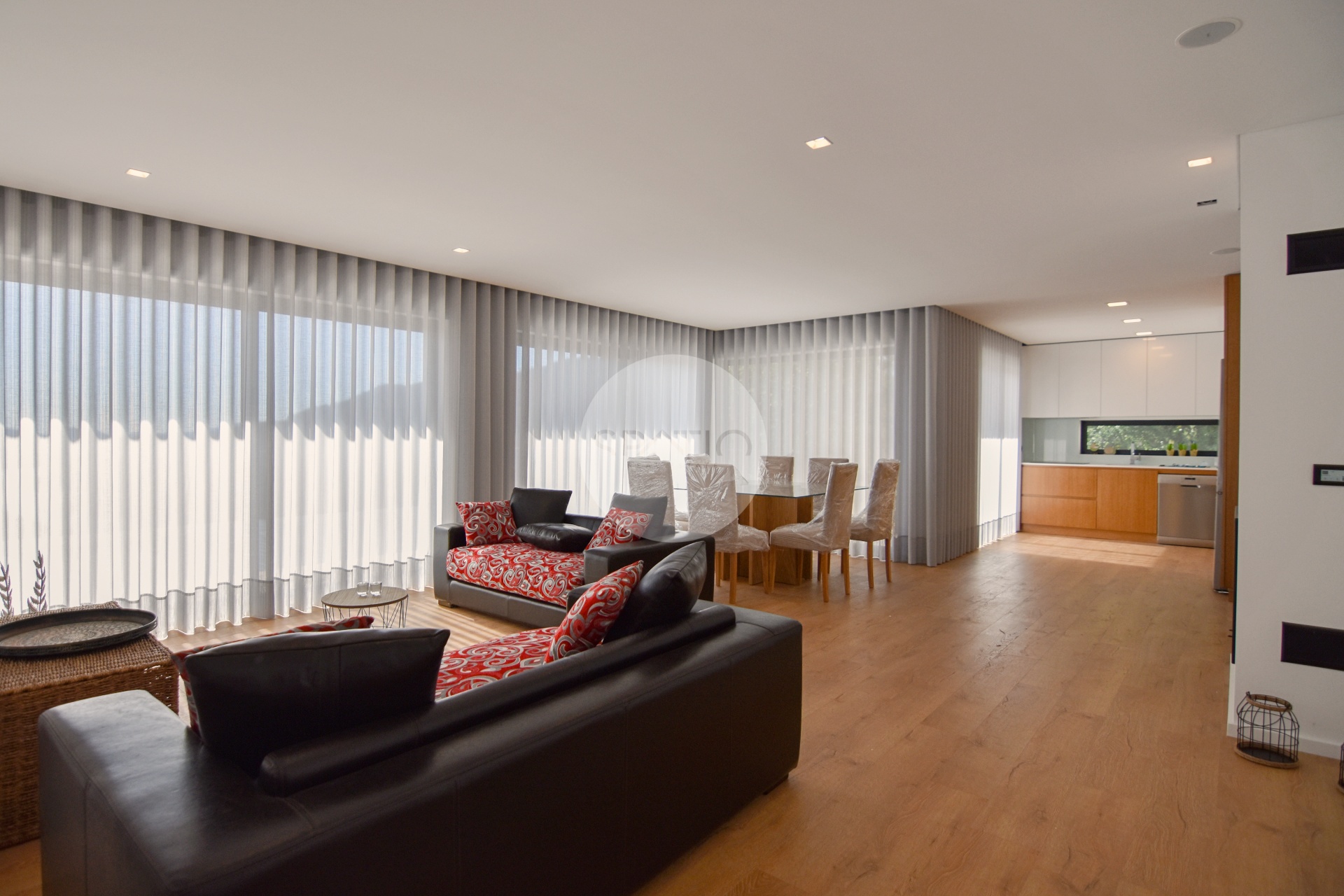 Moradia T2  NOVA - Caniçada * Gerês