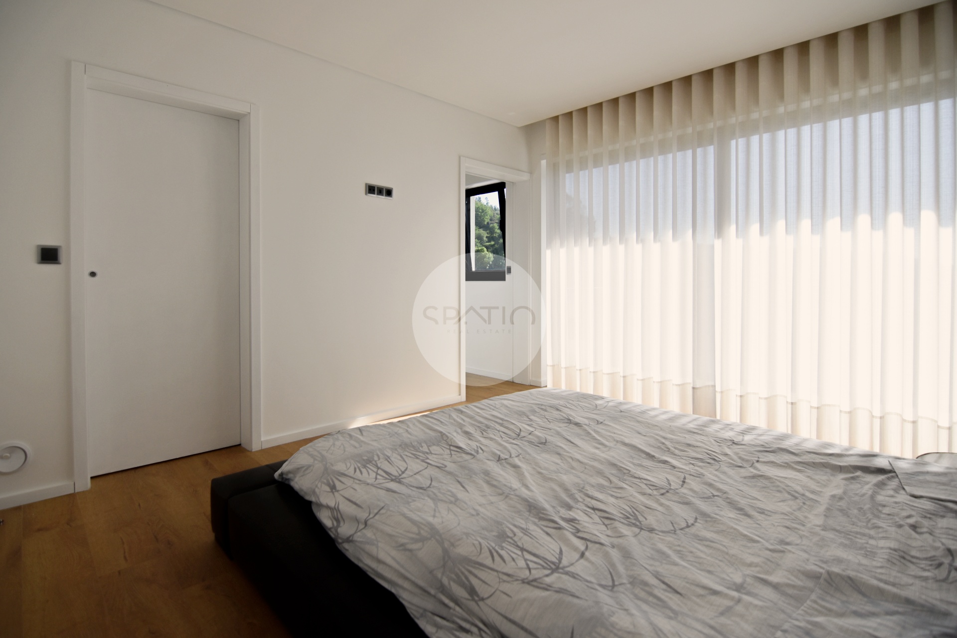 Moradia T2  NOVA - Caniçada * Gerês