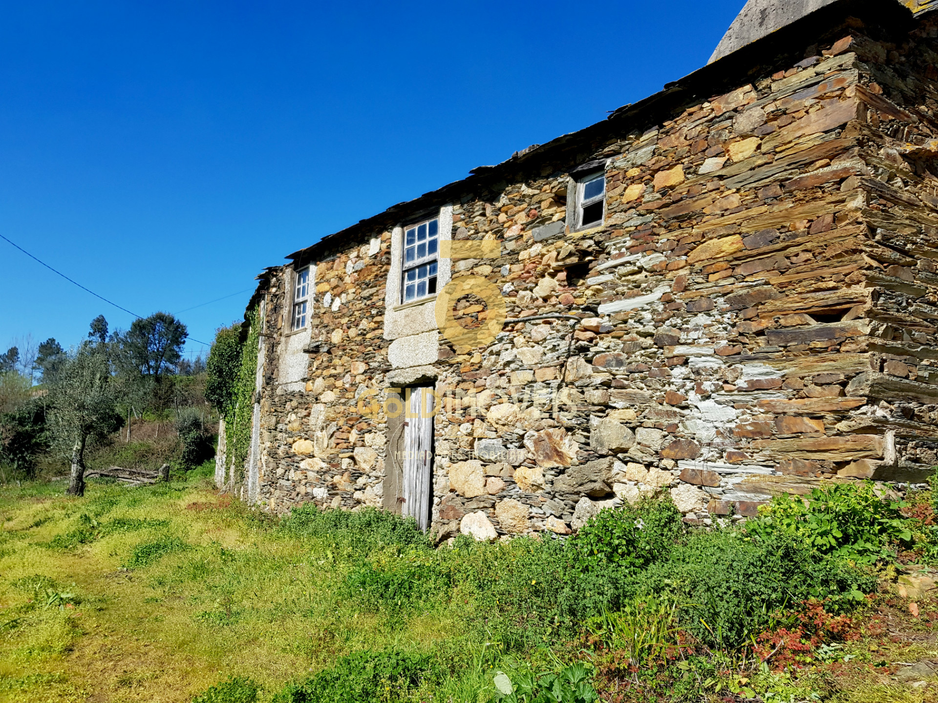 Moradia para Restaurar T2