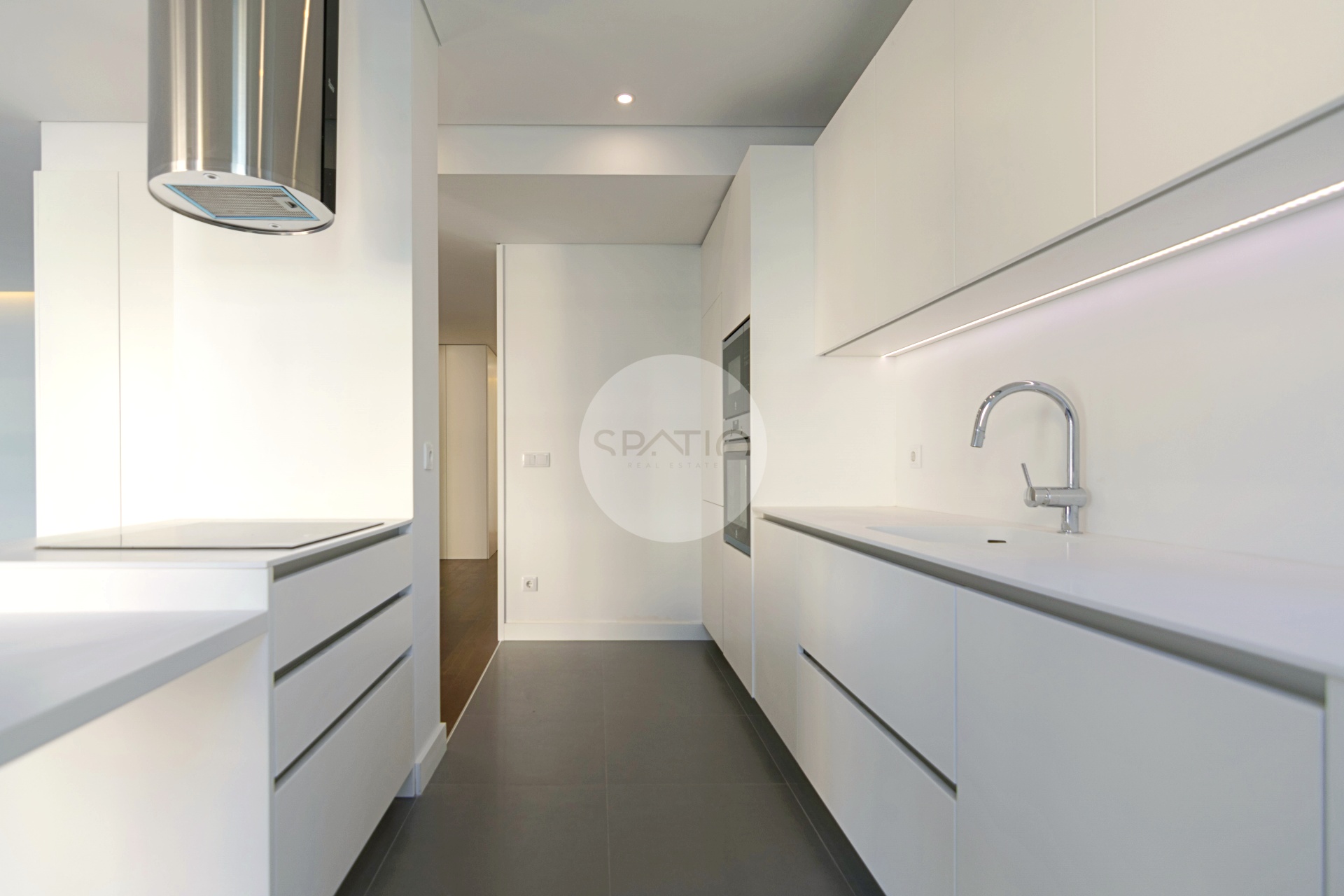 Apartamento T4 Novo * Rotunda da Boavista