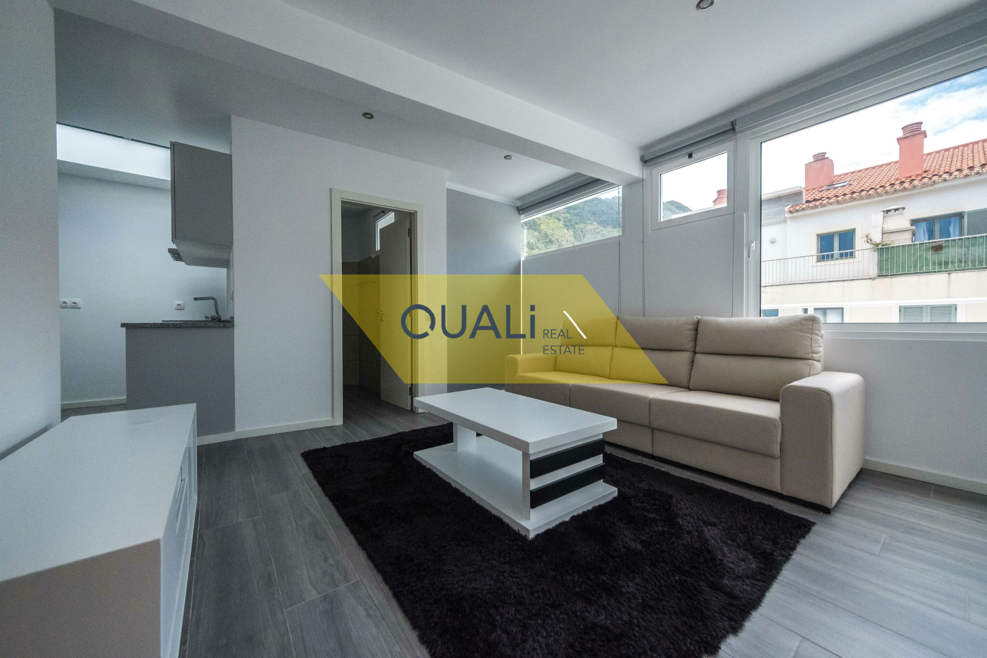 - Fantástico apartamento T1 em Machico €135.000,00