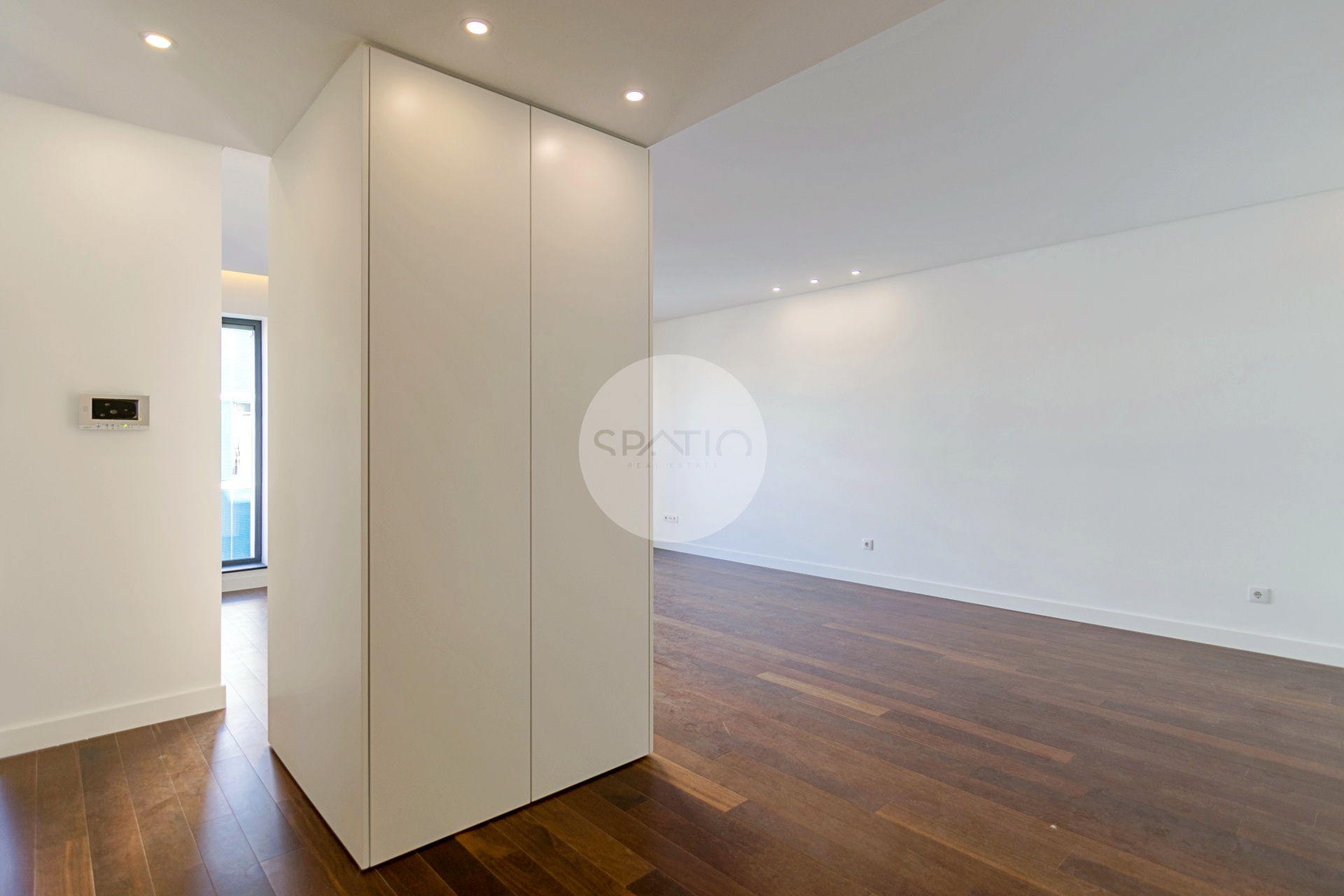 Apartamento T4 Novo * Rotunda da Boavista