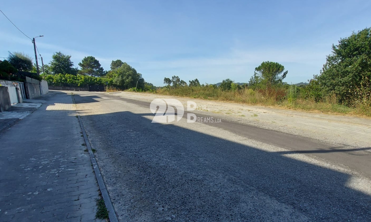 Lote de terreno Lemenhe