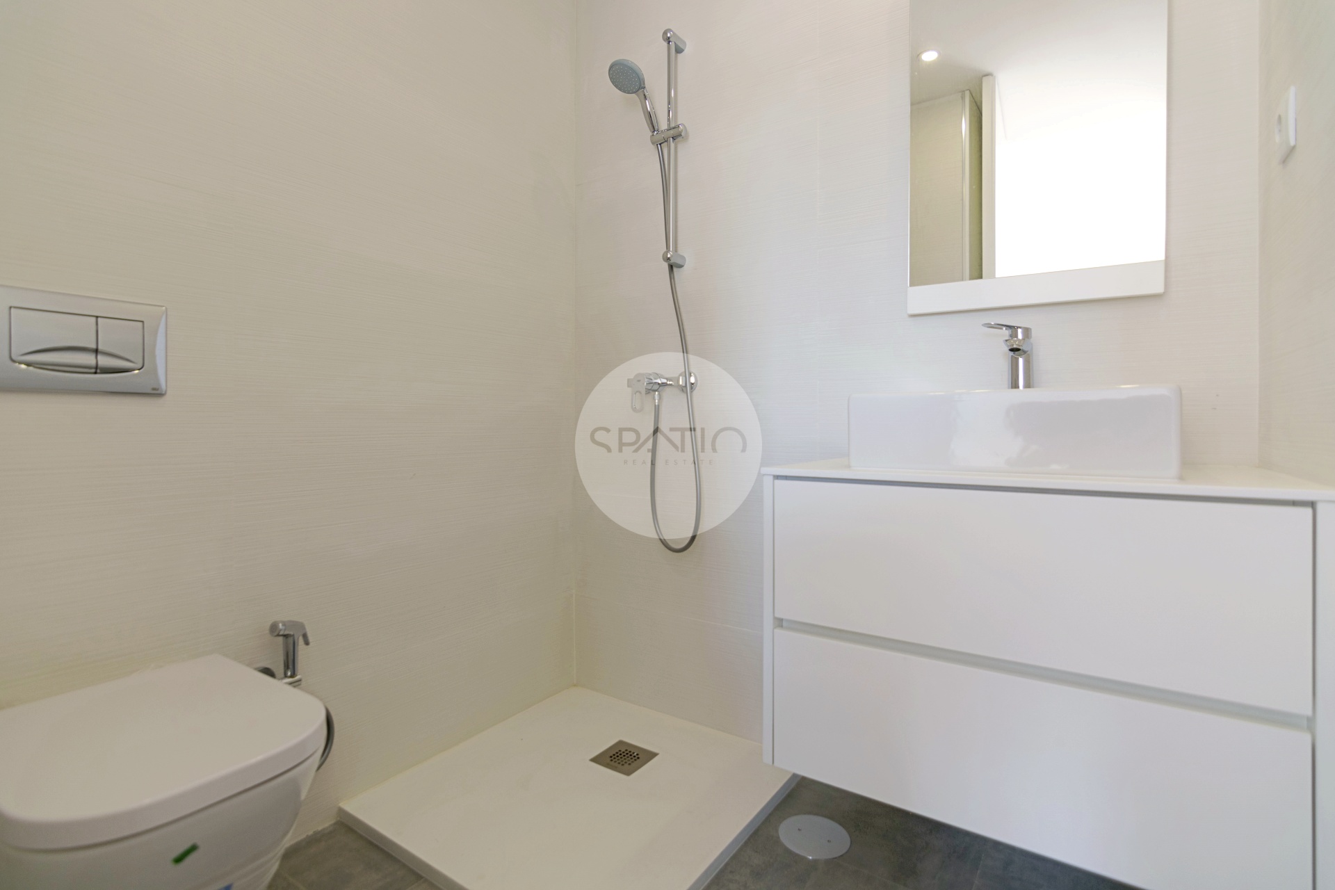 Apartamento T4 Novo * Rotunda da Boavista