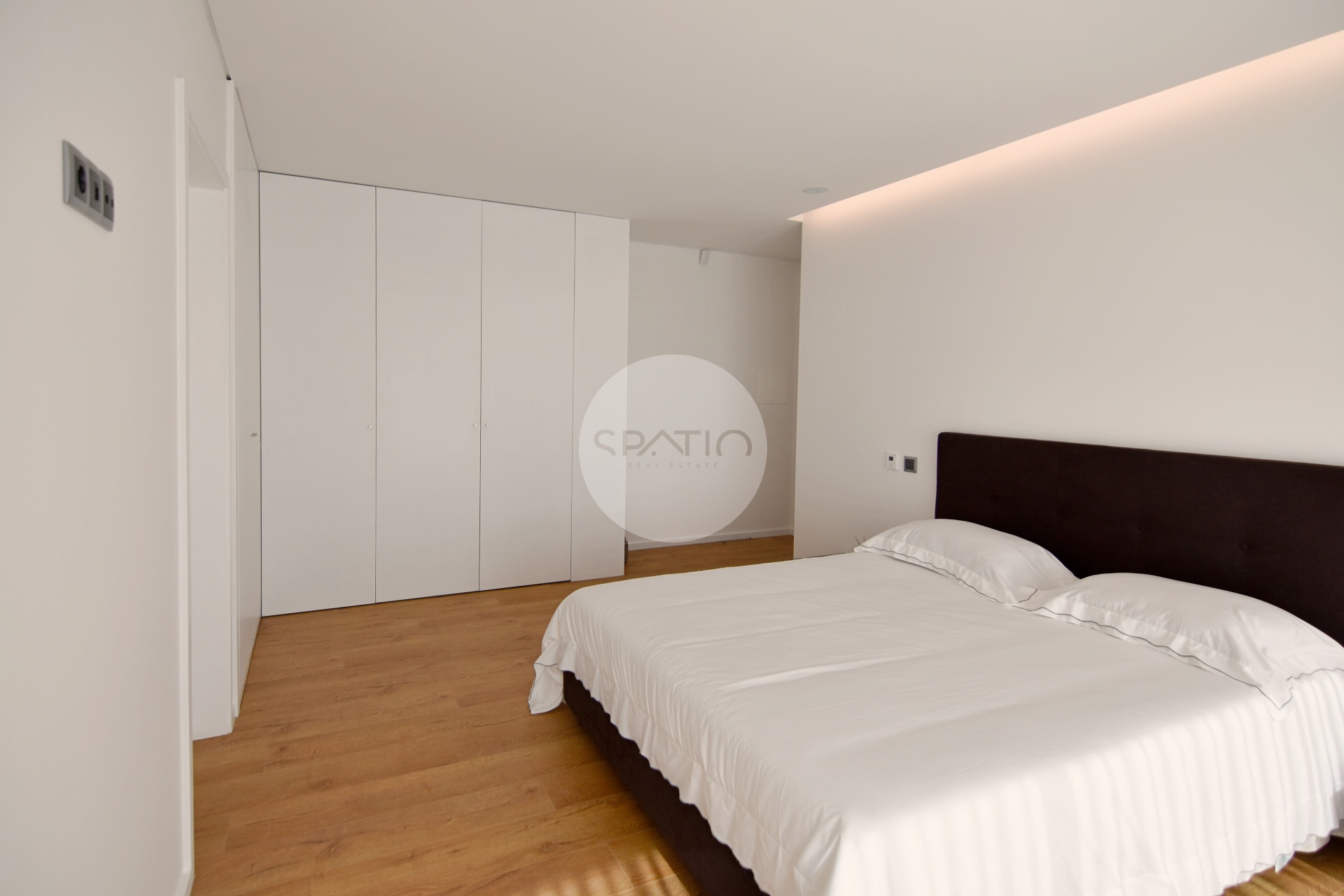 Moradia T2  NOVA - Caniçada * Gerês