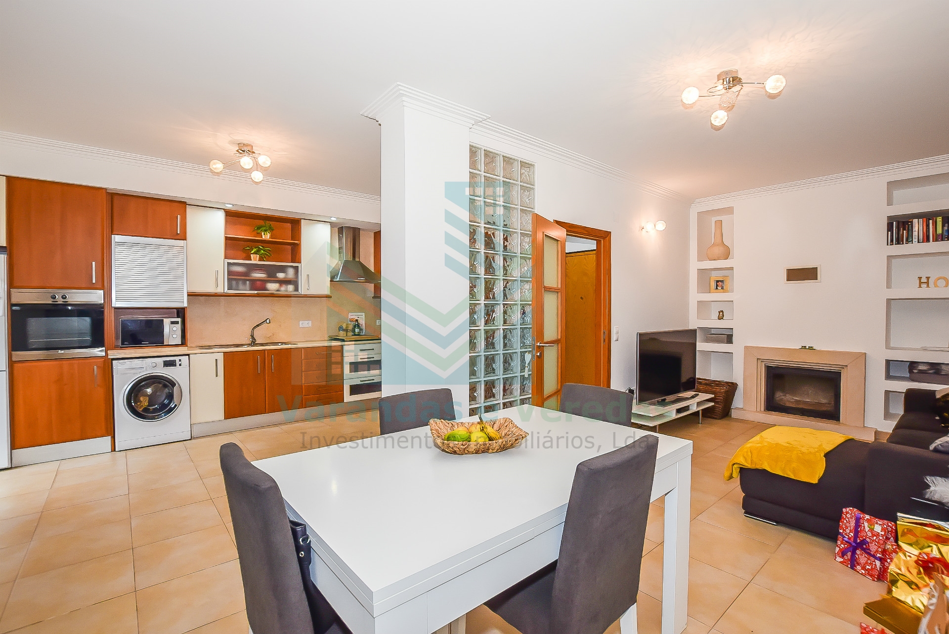 2 间卧室的公寓在门控社区在恩特龙卡门托