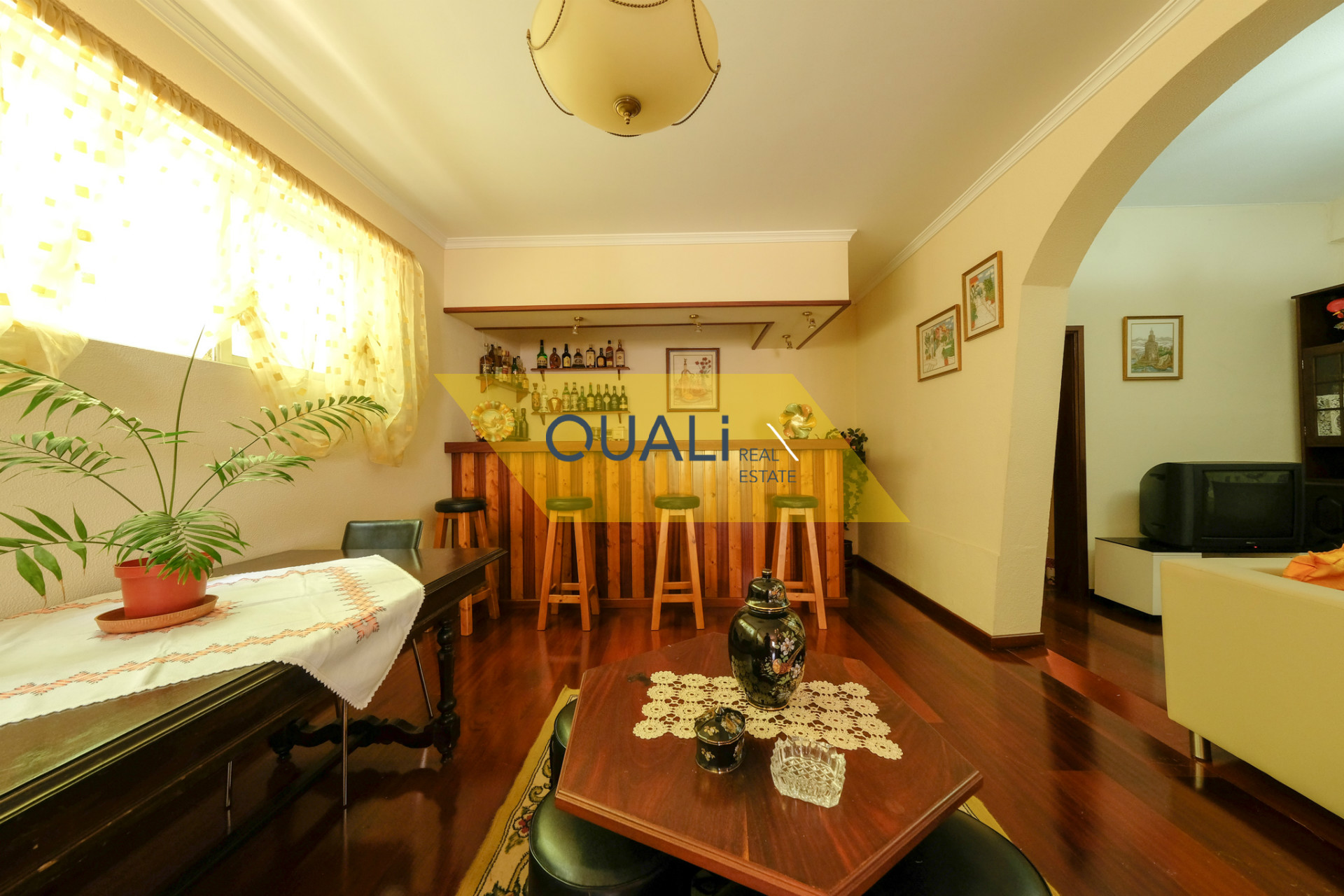  Fabulous 7 Bedroom Villa in Monte- Funchal - Madeira Island € 420.000,00