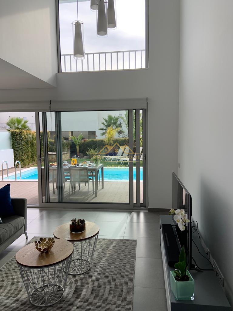 Vivienda duplex de 3 habitaciones