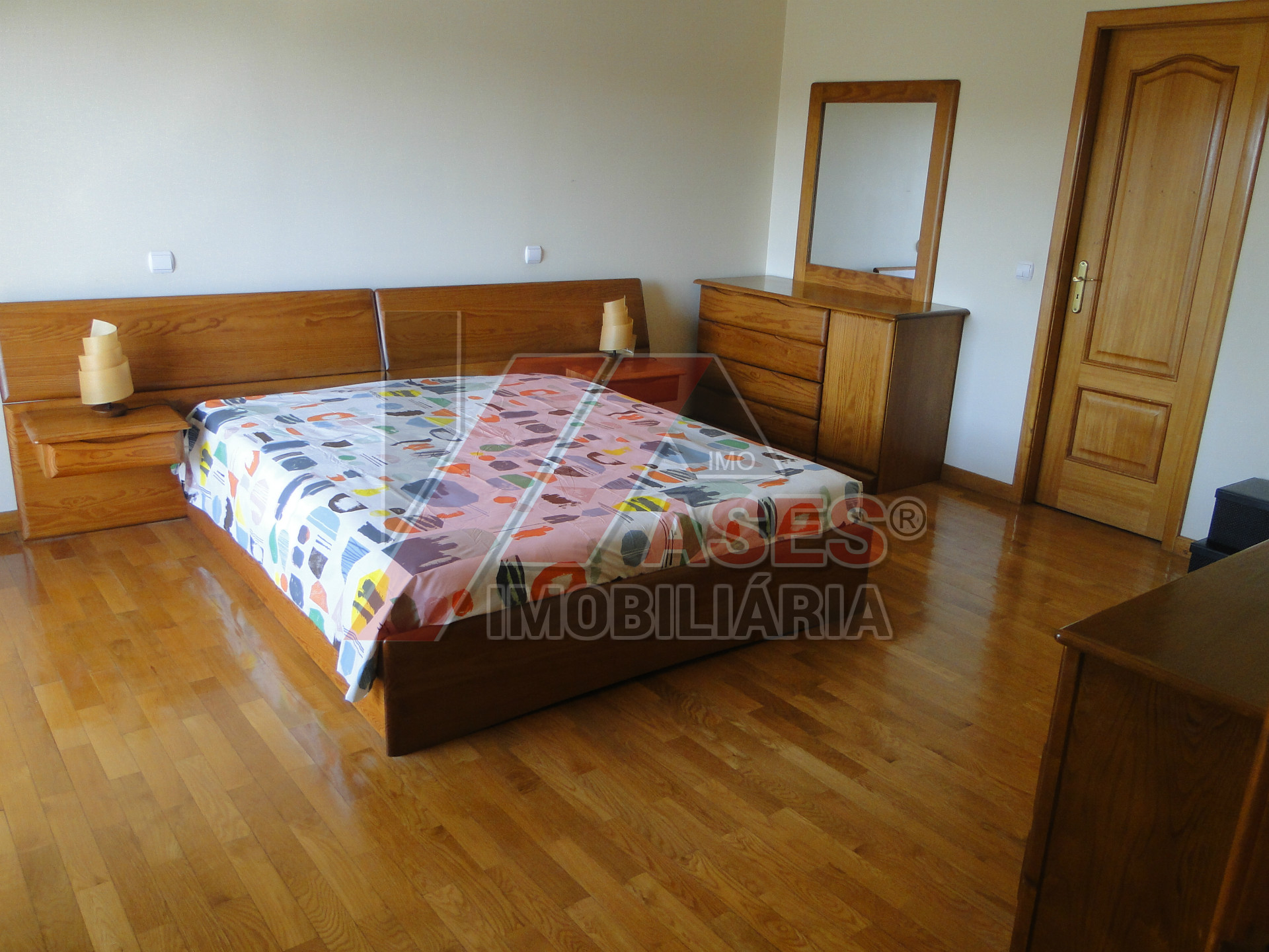 Abitazione 5 Vani +1