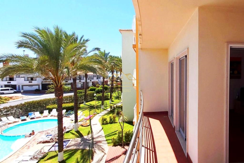 Apartamento T1 "Globe" para férias