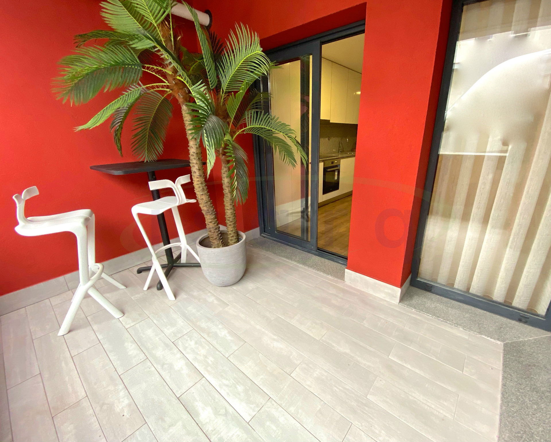 NEUES Apartment mit 3 Schlafzimmern, 15 Minuten vom Universitätscampus von S João entfernt;