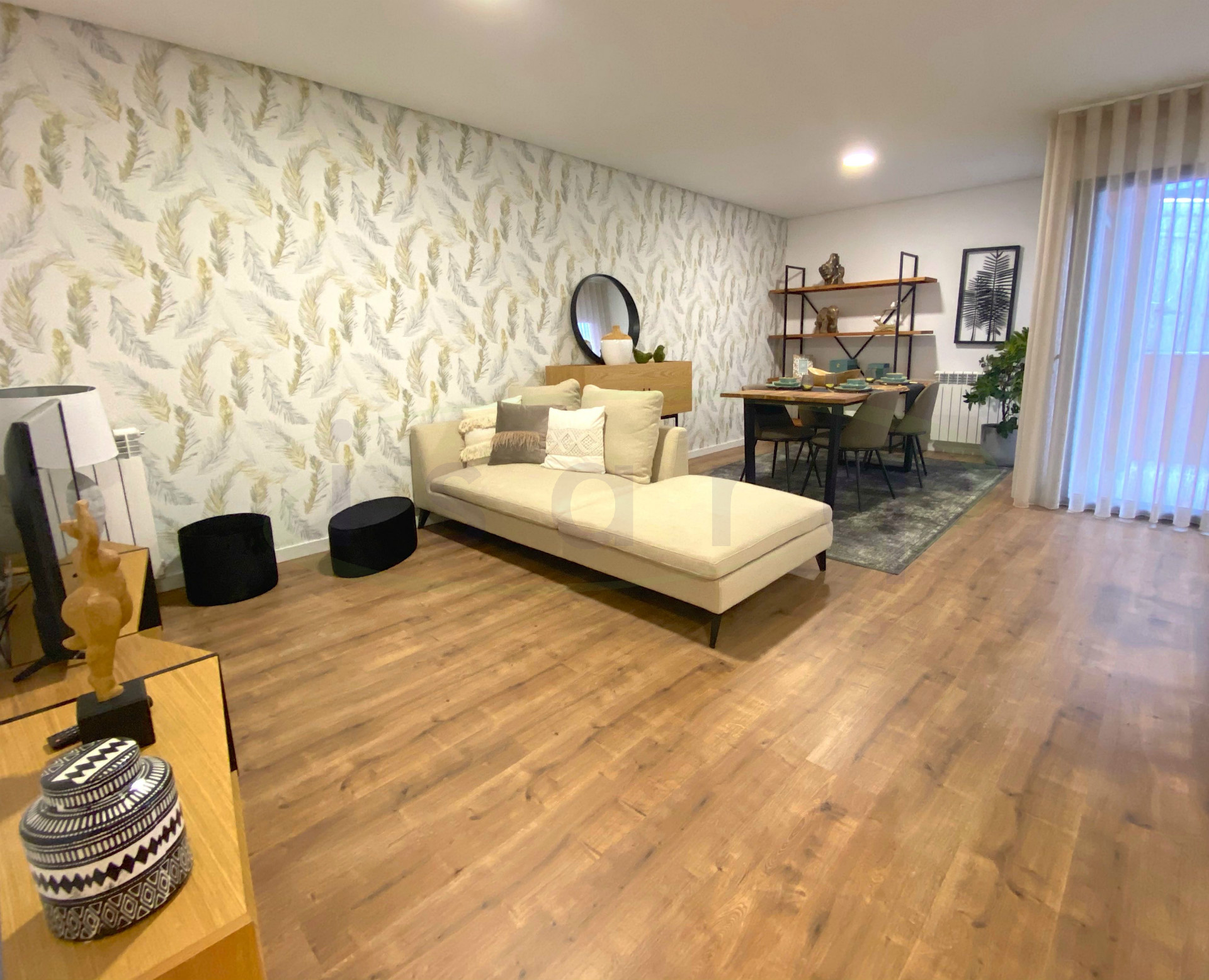 NEUES Apartment mit 3 Schlafzimmern, 15 Minuten vom Universitätscampus von S João entfernt;